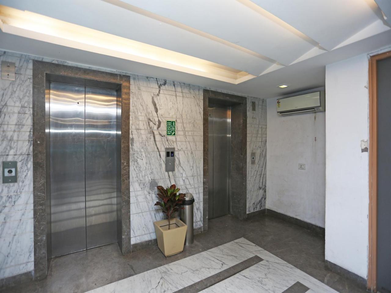 Capital O 10212 Hotel West Willows Xanadu Колката Екстер'єр фото