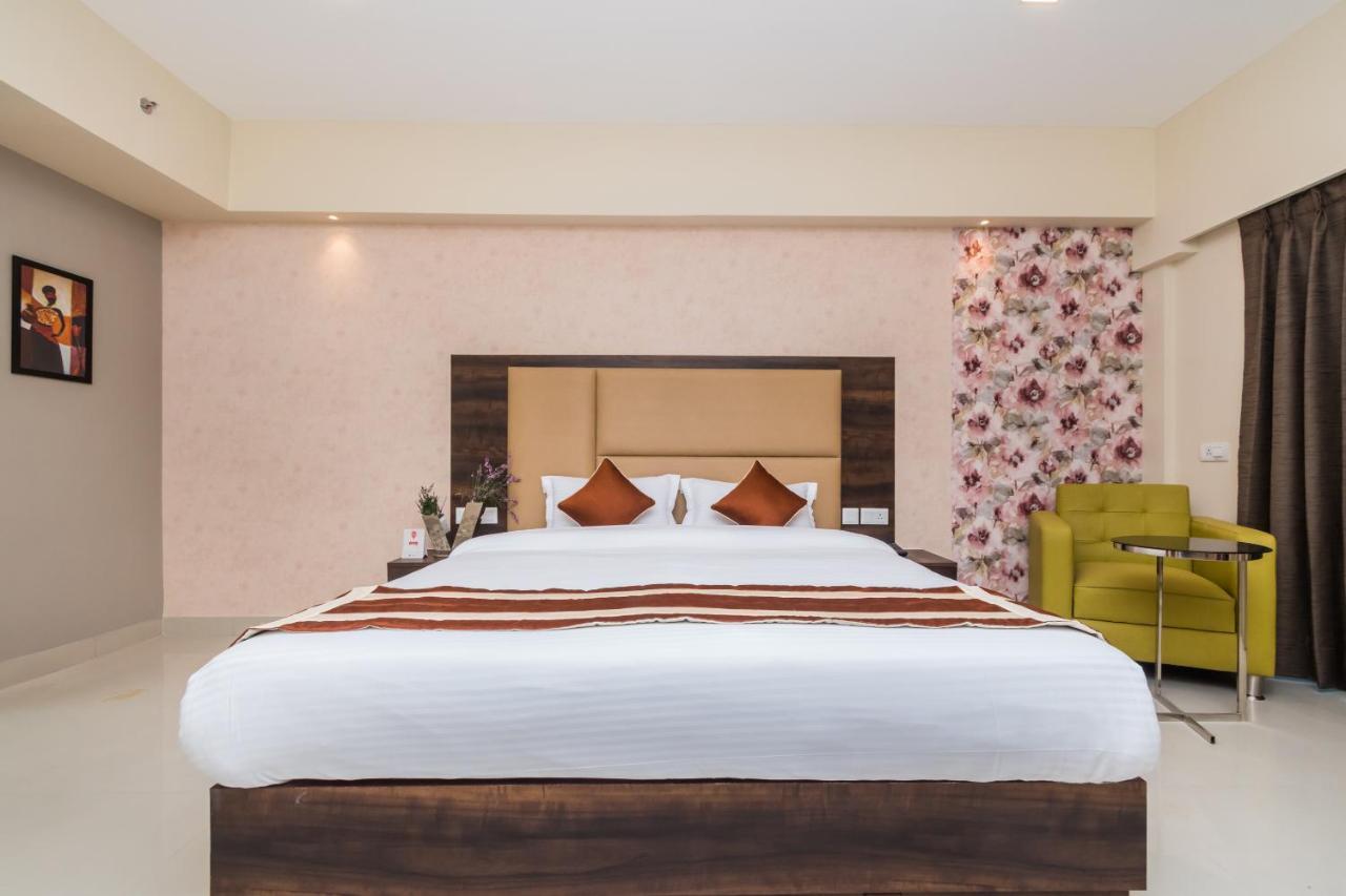 Capital O 10212 Hotel West Willows Xanadu Колката Екстер'єр фото