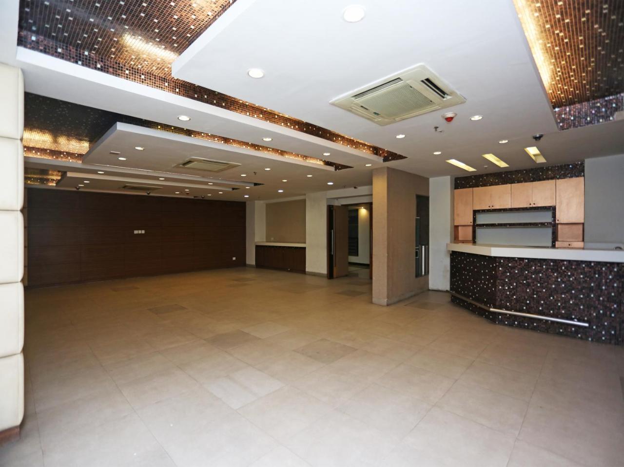 Capital O 10212 Hotel West Willows Xanadu Колката Екстер'єр фото