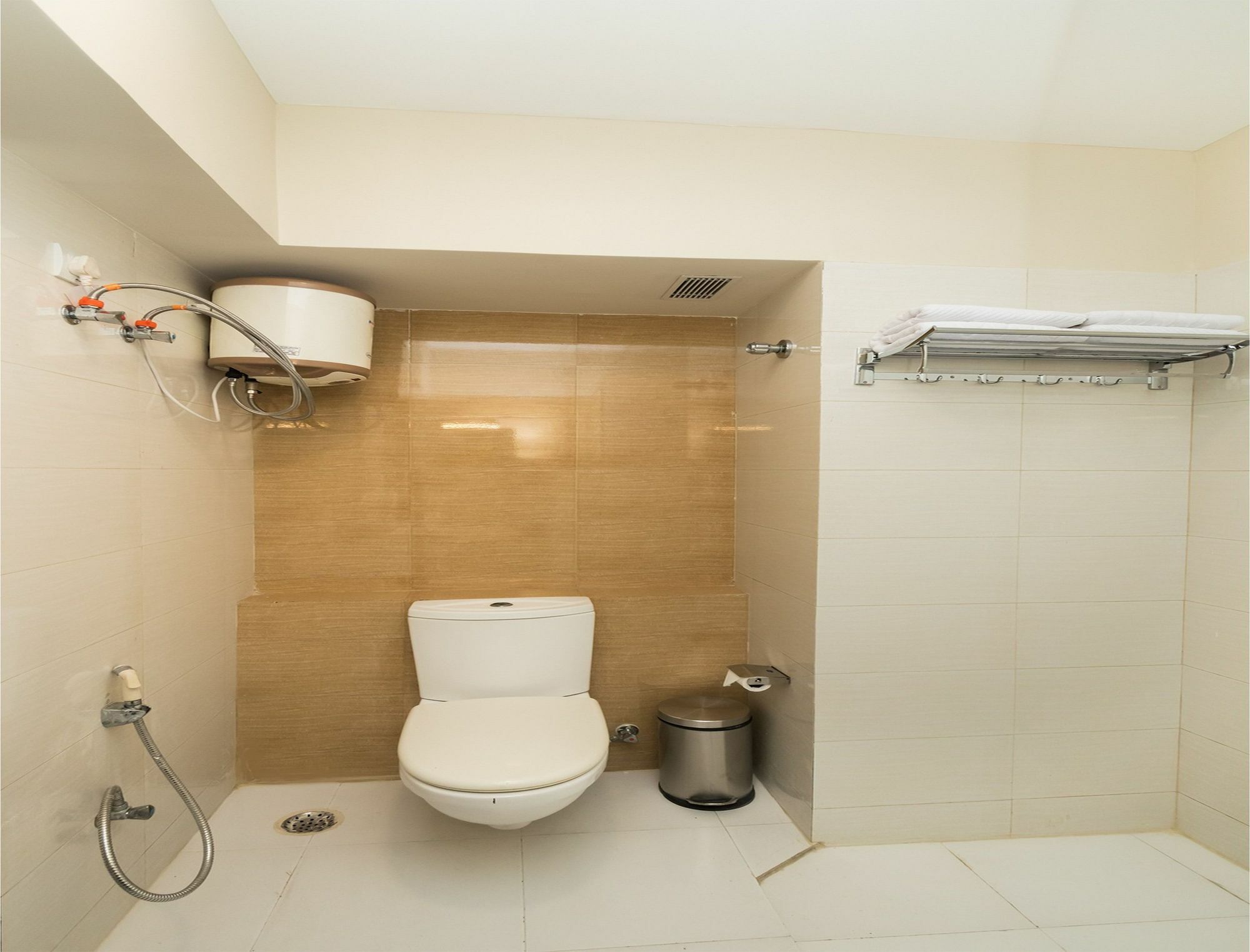 Capital O 10212 Hotel West Willows Xanadu Колката Екстер'єр фото