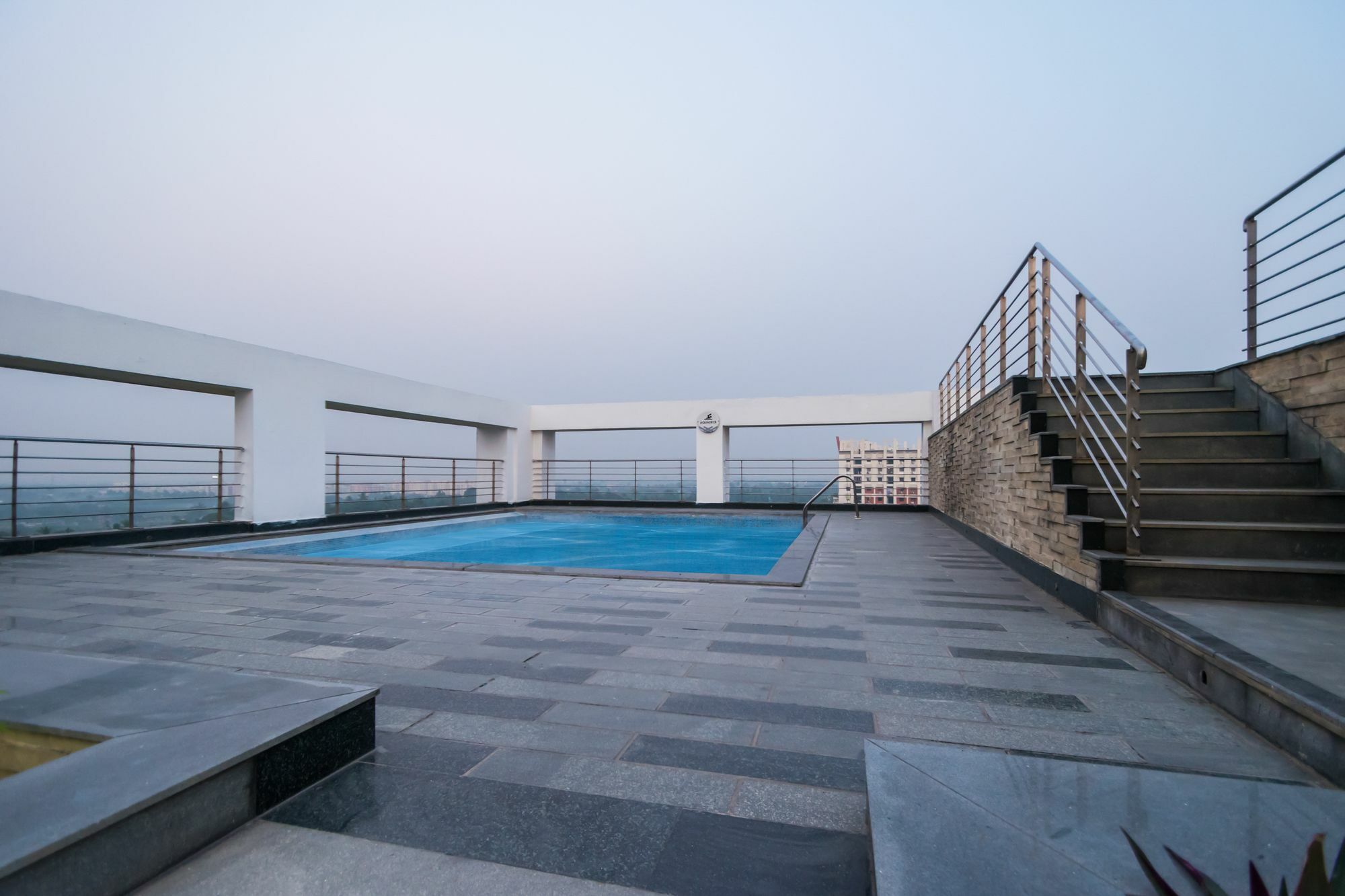 Capital O 10212 Hotel West Willows Xanadu Колката Екстер'єр фото